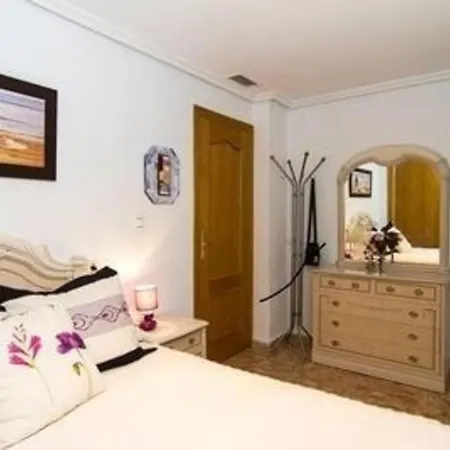 Apartament Yovalutres *